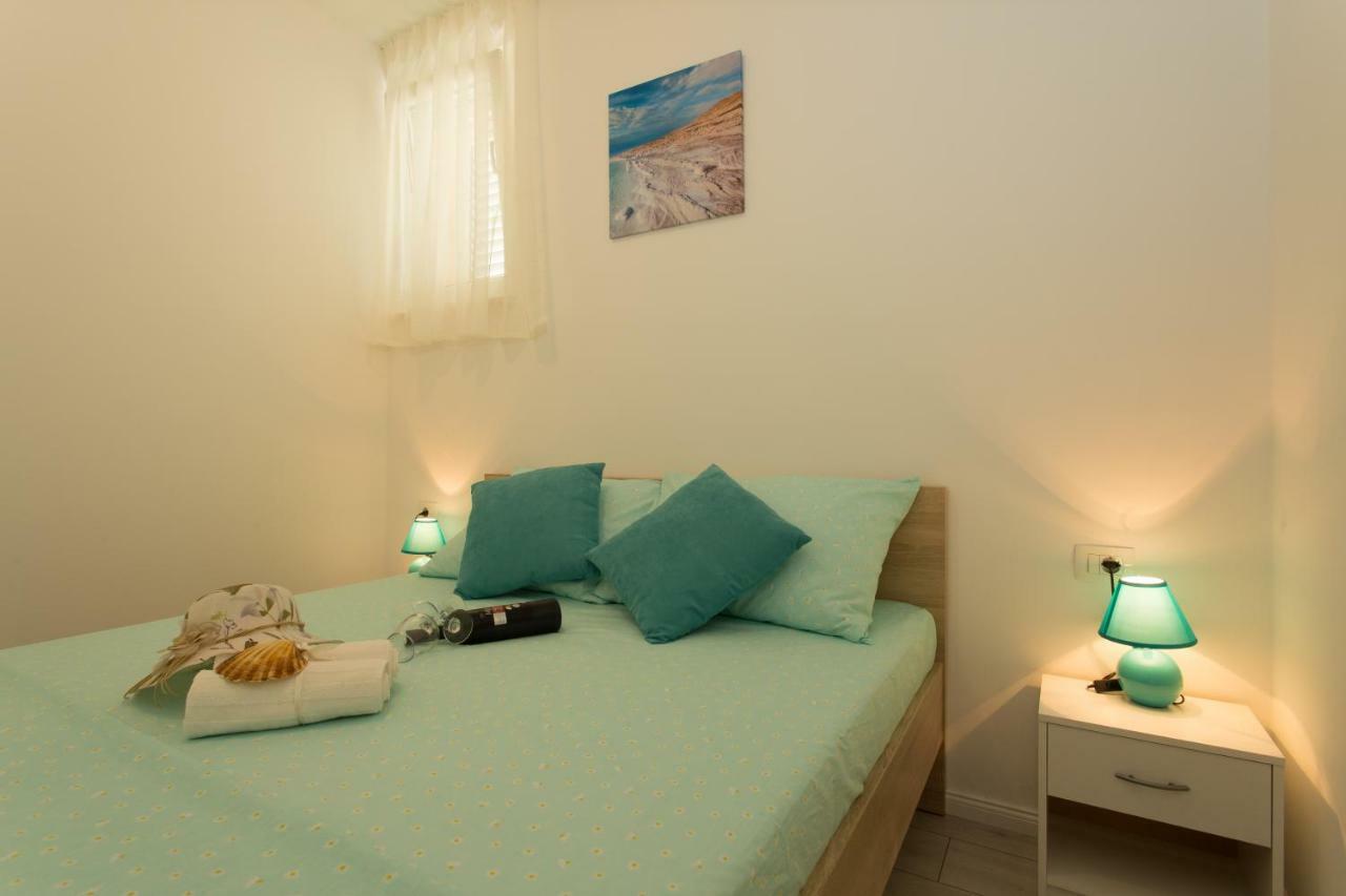 Apartments Kampanel Каштела Екстер'єр фото