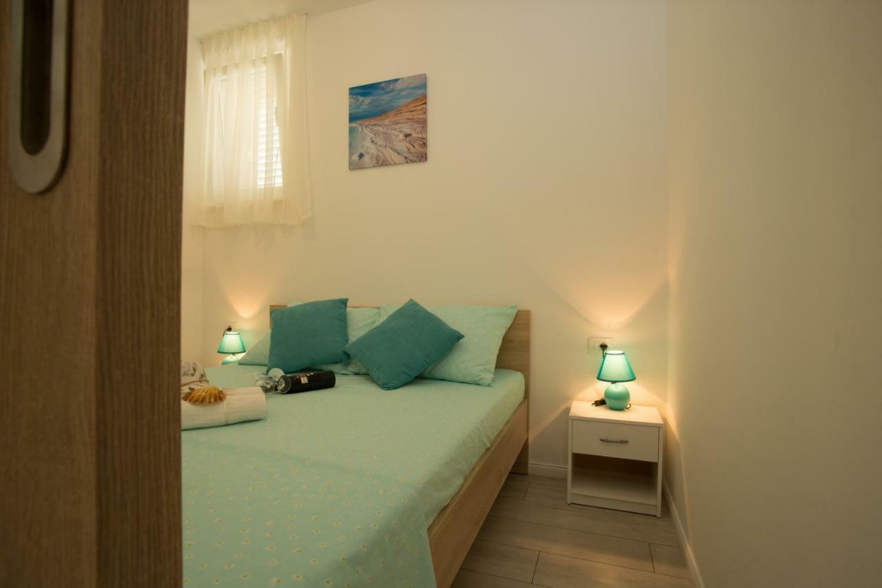 Apartments Kampanel Каштела Екстер'єр фото